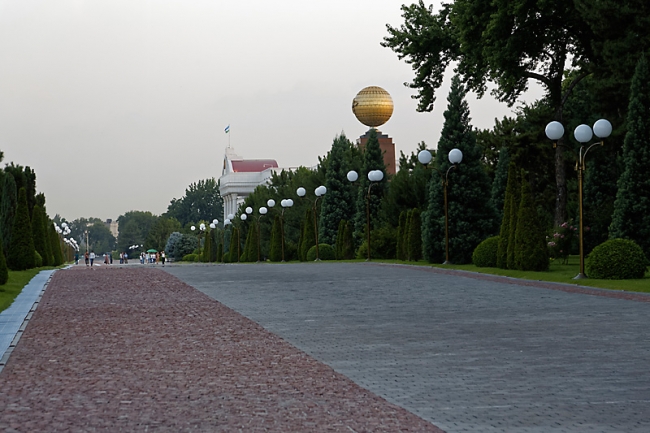 Place de l'Indépendance-008